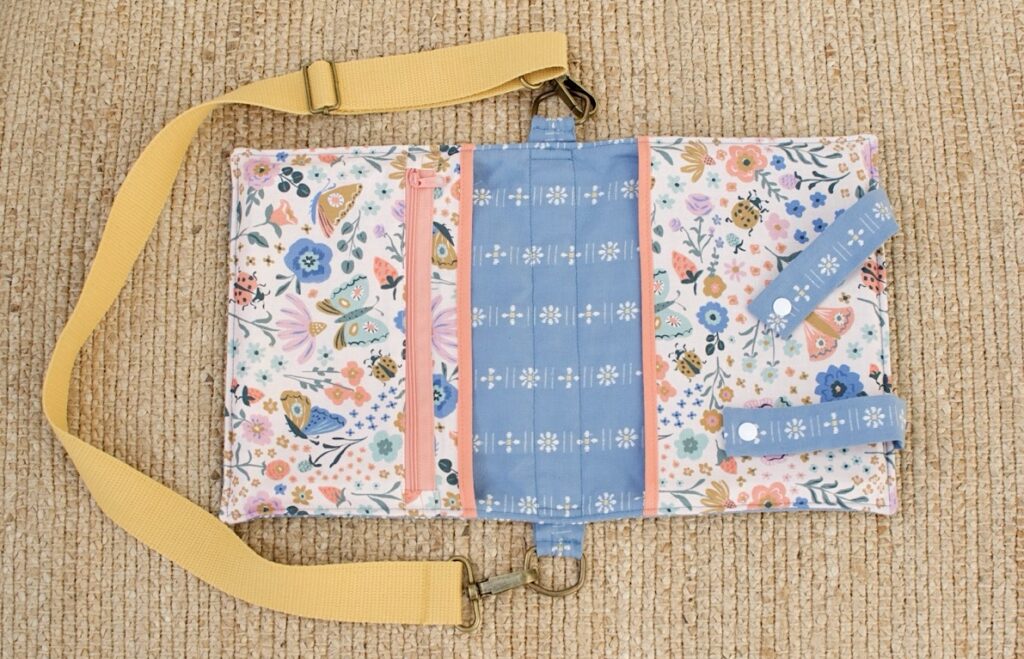 Romeo Book & Tablet Crossbody Case
