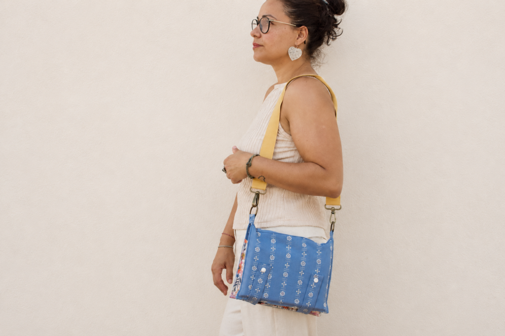 Romeo Book & Tablet Crossbody Case