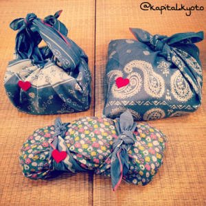 Furoshiki: wrap gifts in an original way
