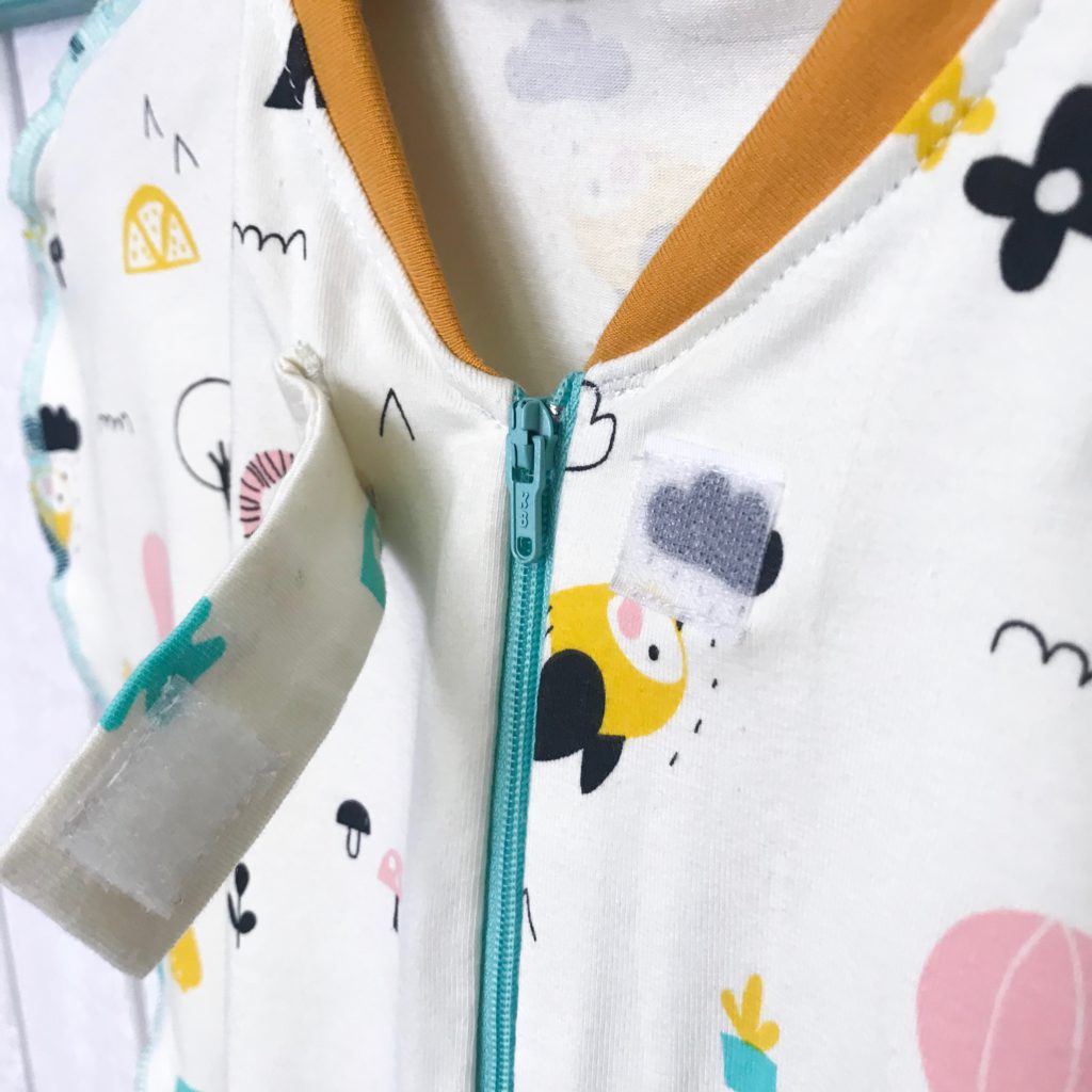saco-swaddle de punto detalle cierre abierto