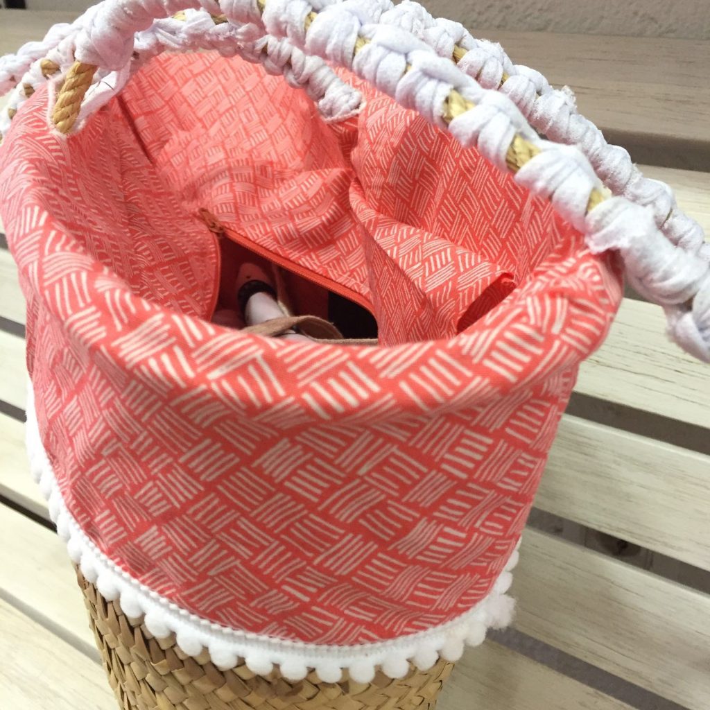 Zippered Liner for a Wicker Basket