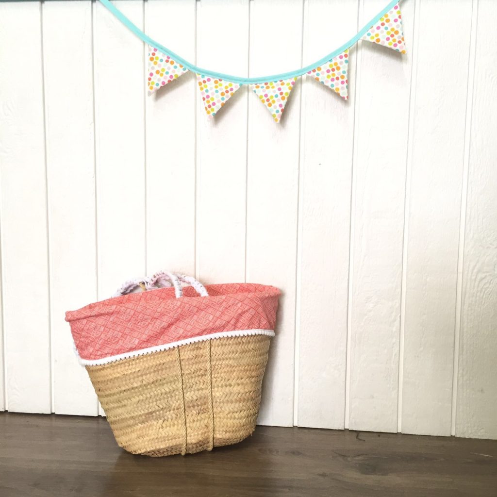 Zippered Liner for a Wicker Basket