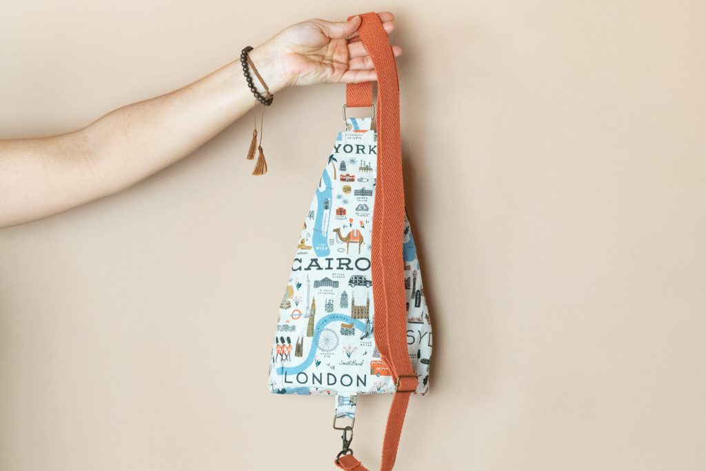 Metro Crossbody Bag