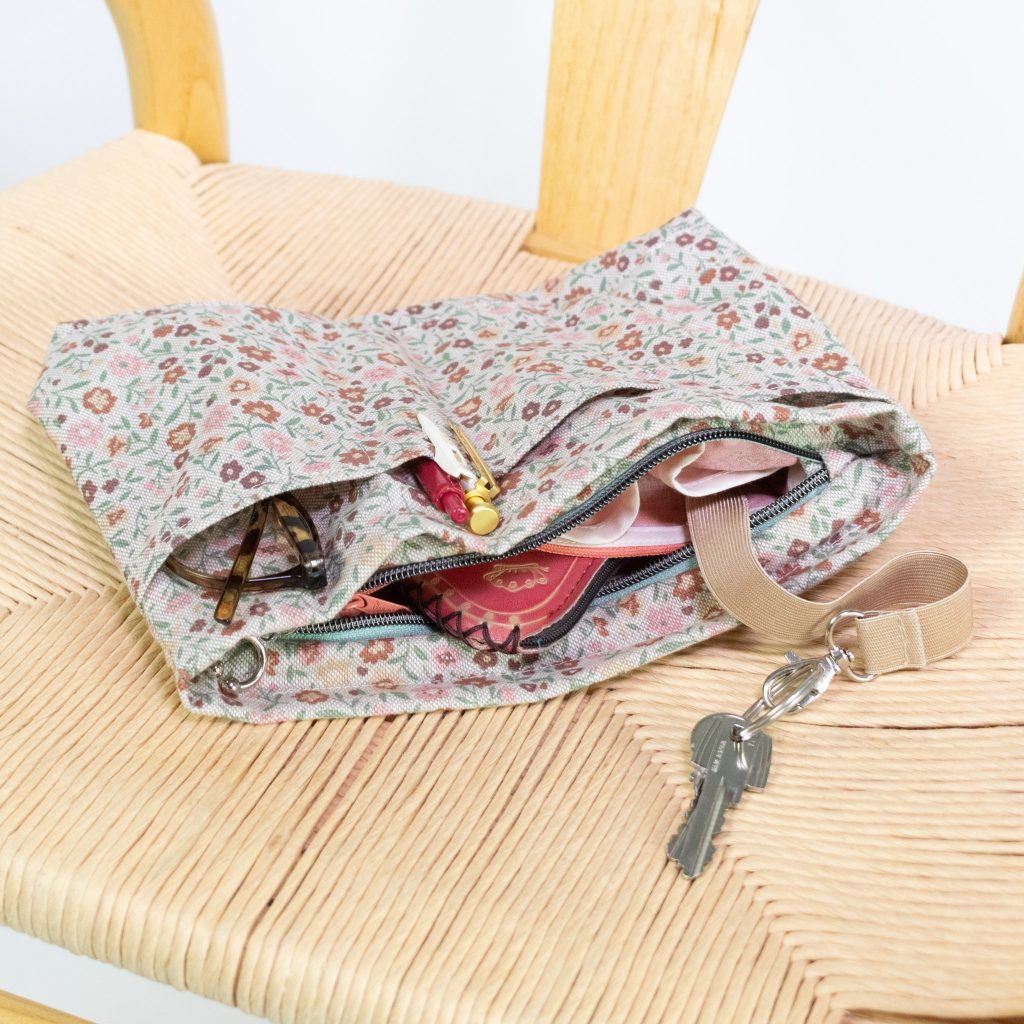 Purse Organizer / Pouch / Toiletry Bag