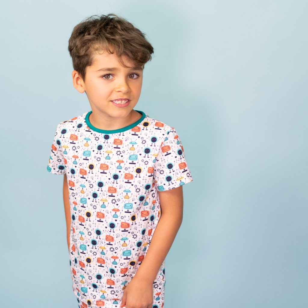 Basic Kids’ T-Shirt with Short or Long Sleeves