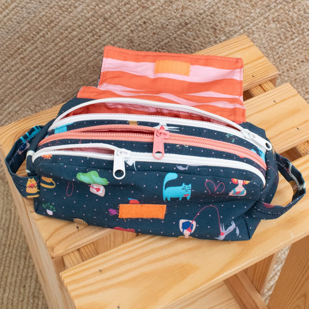 Teo Triple-Zip Organizer Case