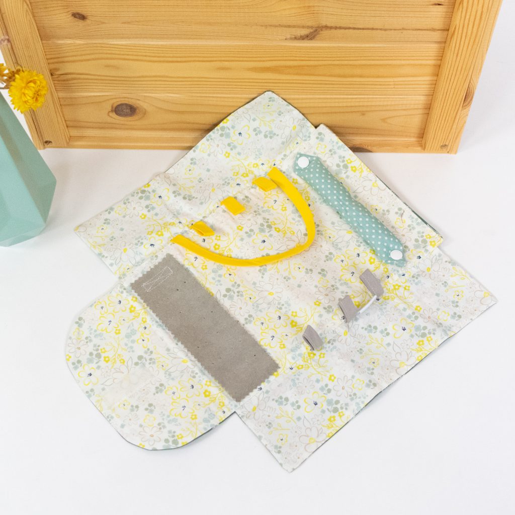 Foldable Semi-Rigid Fabric Jewelry Case with Handle