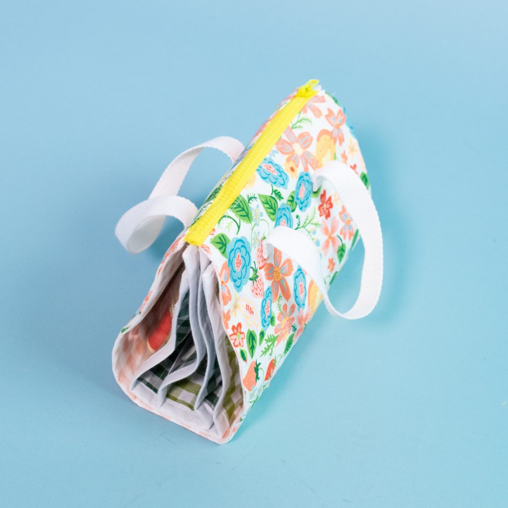Fabric Organizer Book (Two Sizes)