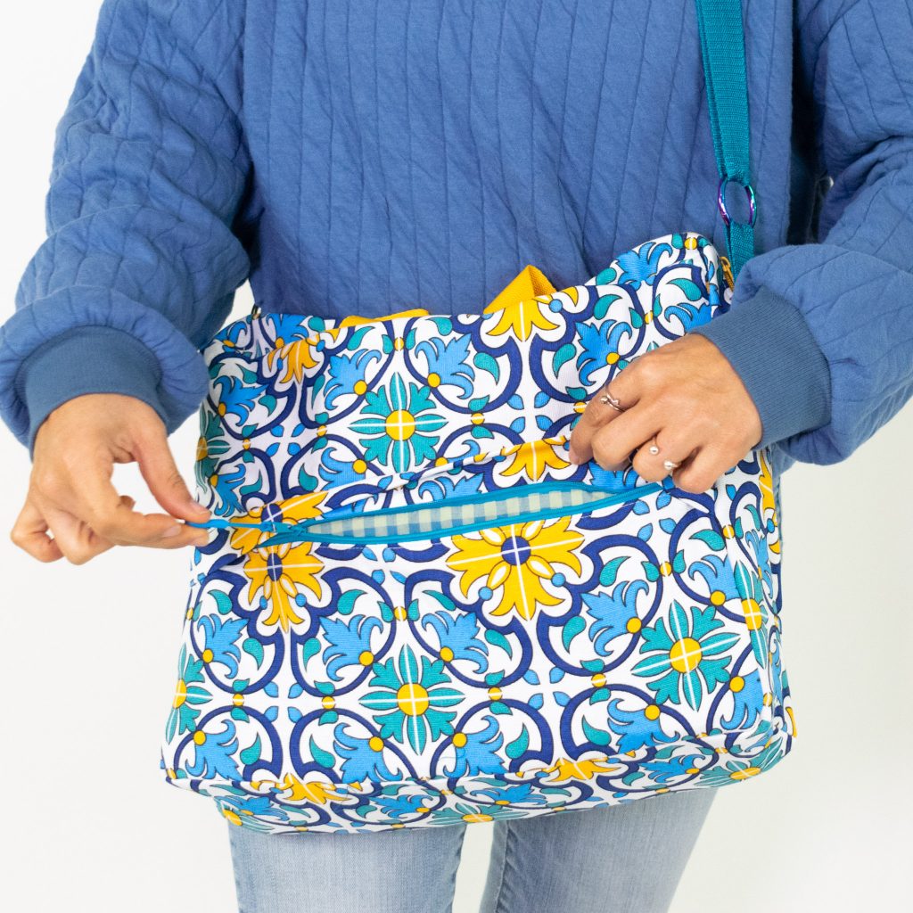 Segovia Messenger Bag