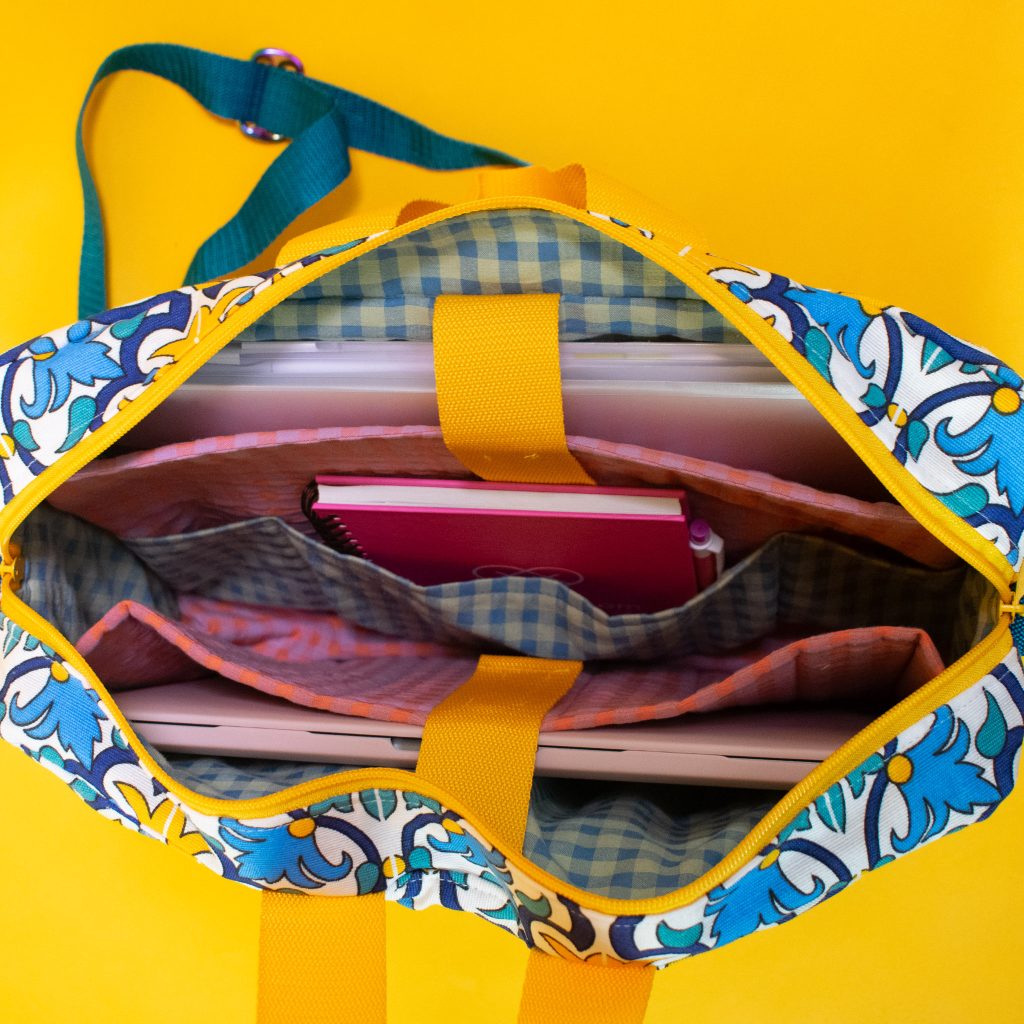 Segovia Messenger Bag