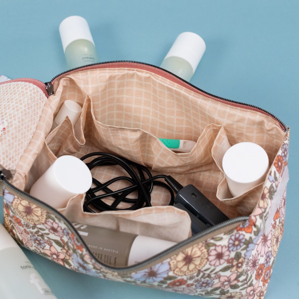 Clara Toiletry Bag