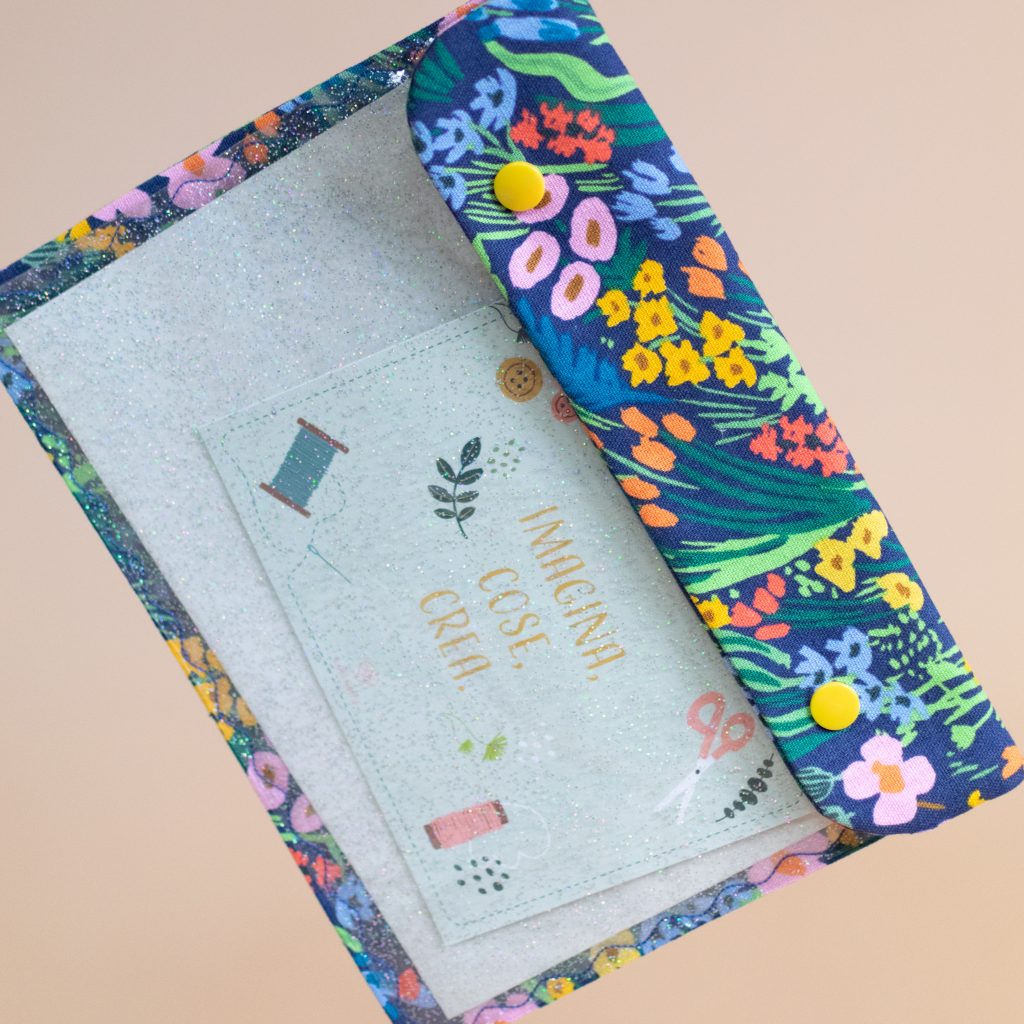 Dubai Travel Organizer / Document Holder