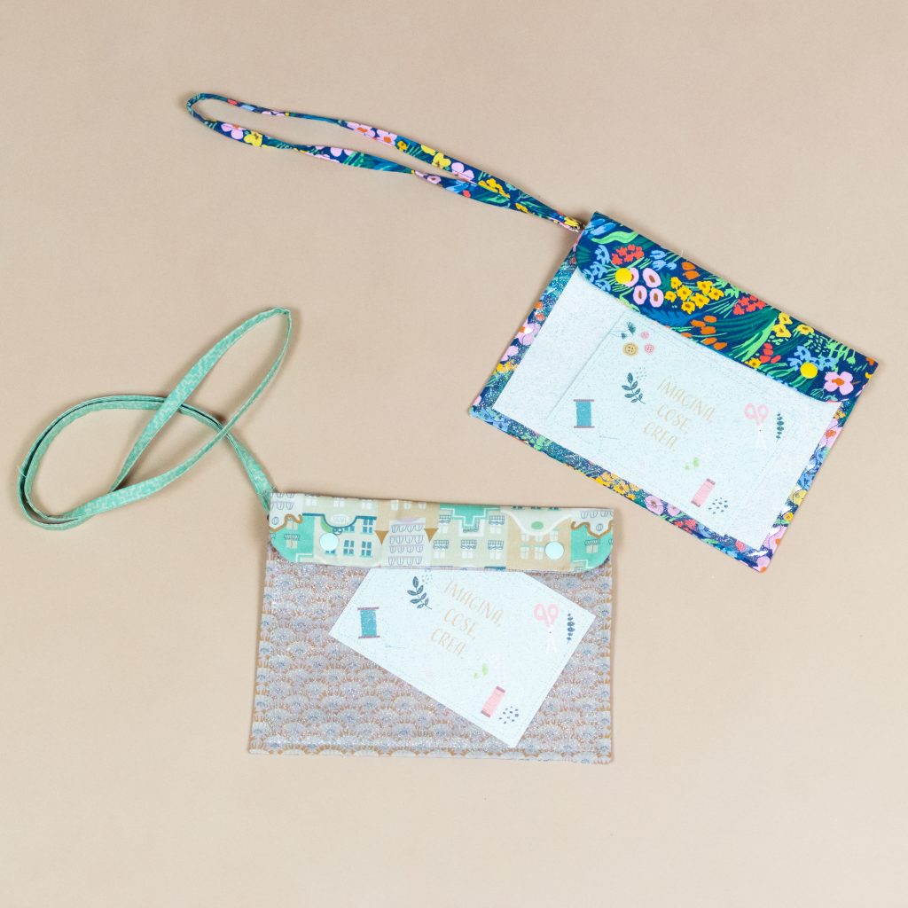 Dubai Travel Organizer / Document Holder