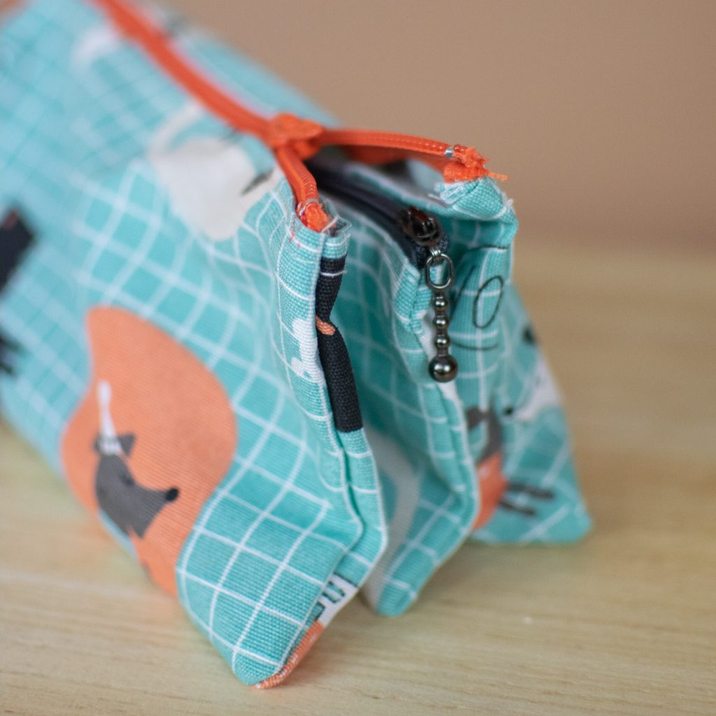 Singapore Coin Purse / Case / Toiletry Bag (2 Sizes)