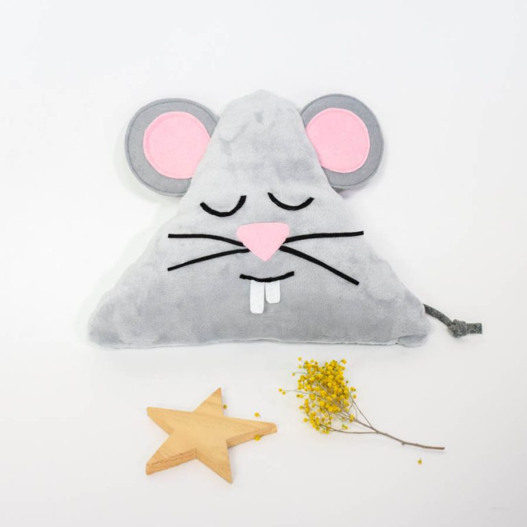 Ratoncito Pérez Pillow