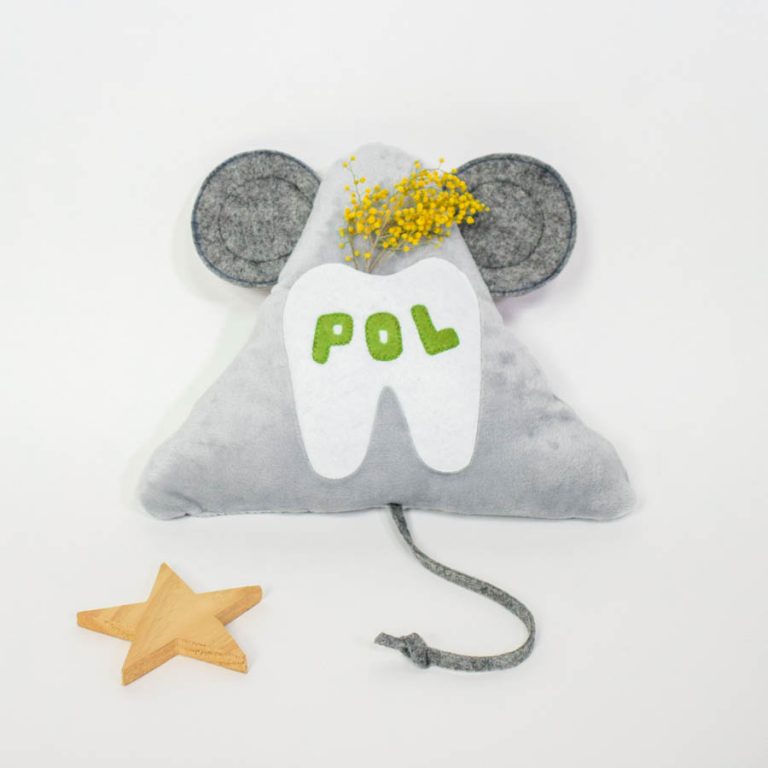 Ratoncito Pérez Pillow