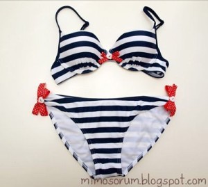 Customizar bikinis