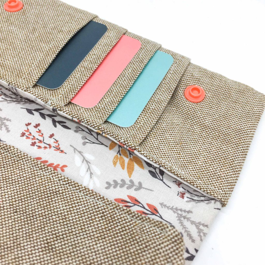 Avery Wallet
